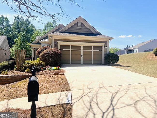 Building Photo - 130 Magic Lily Dr