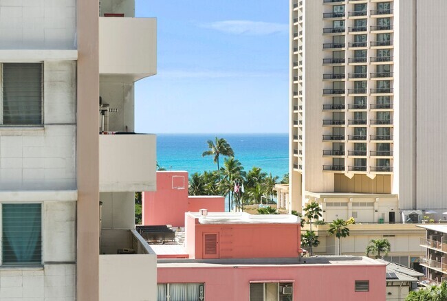 Building Photo - Work - Play - Fully Furnished 1 Bedroom wi... Rental