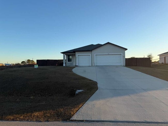 Building Photo - 9026 W Mac Ct