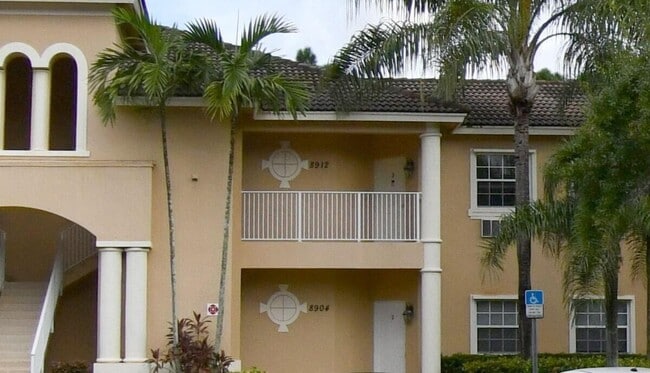 Photo - 8904 Sandshot Ct Condo Unit 5112 Side B