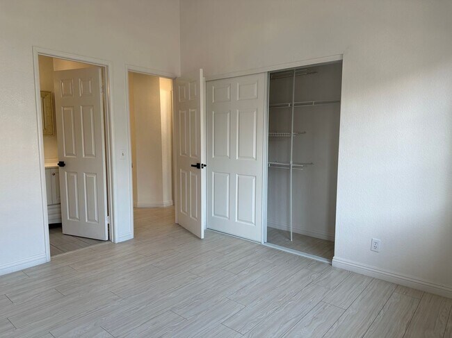 Photo - 14078 Lemoli Way