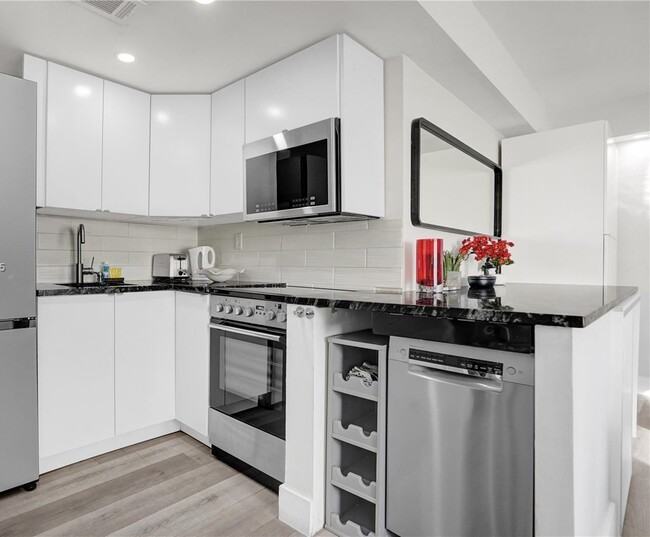 Photo - 619 Euclid Ave Condo Unit 1B