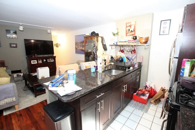 Photo - 2109 Spring Garden St Unit 1R