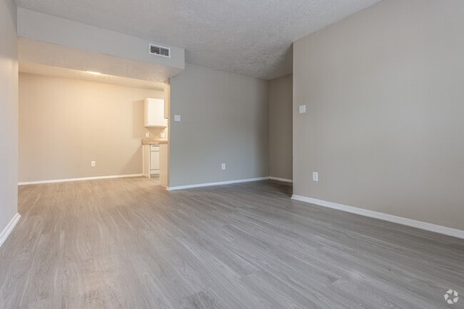1 BR, 1 BA - 615 SF - A2