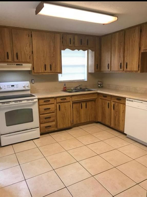 Photo - 224 Colomba Rd