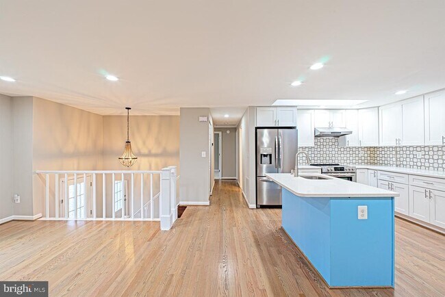 Photo - 9705 Locust Hill Dr