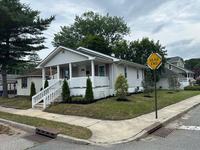 Photo - 425 Drummond Ave Unidad A