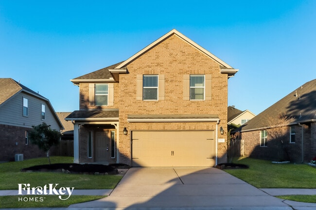 Building Photo - 1315 Lucas St