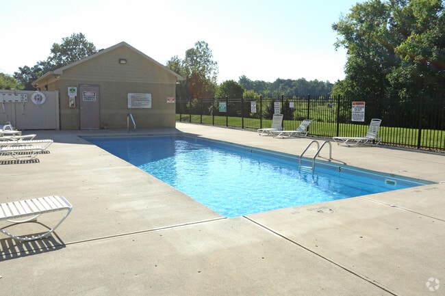 Photo - Pinebrook Apartments