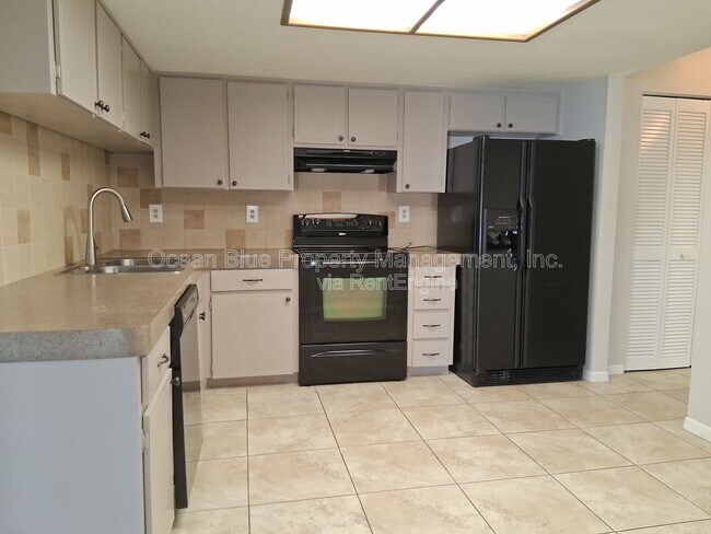 Photo - 8732 Elm Leaf Ct