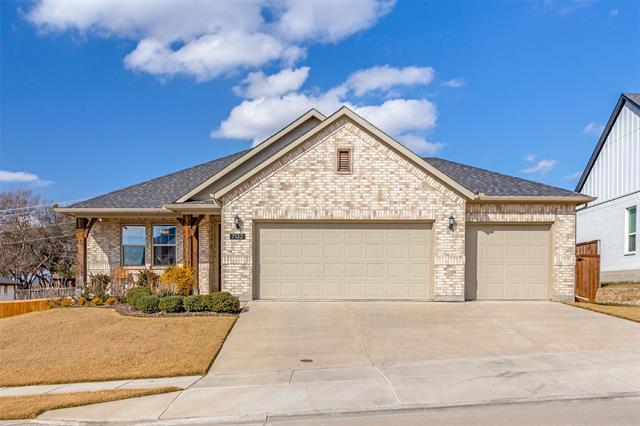 Building Photo - 7132 Aves St