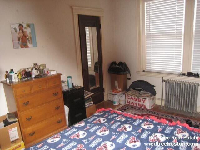 Photo - 1595 Commonwealth Ave