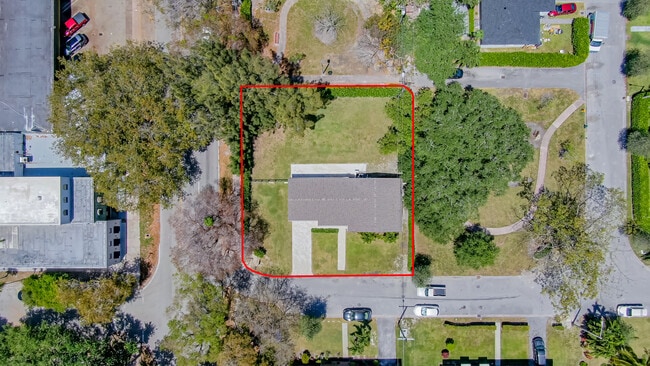 Photo - 255 Grant Dr