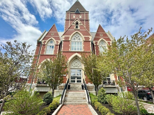 Building Photo - 225 Dorchester St Unit 19 Rental