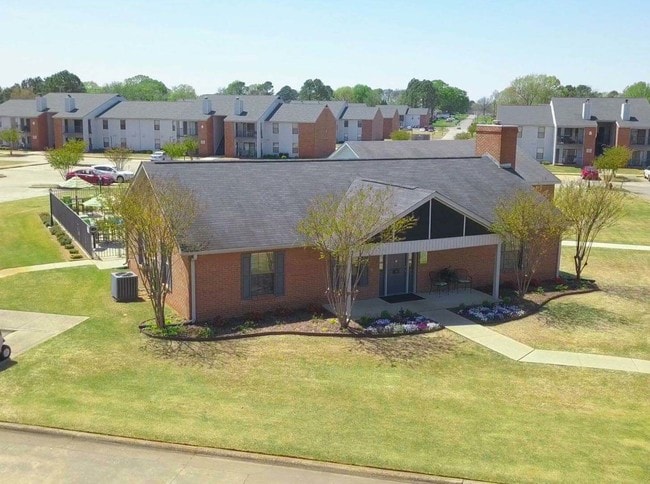 Arbor Village Apartments