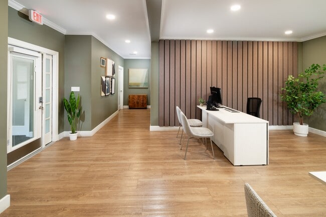 Leasing center