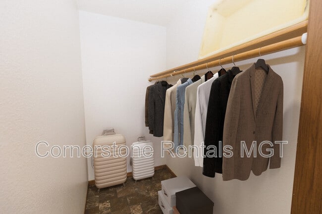 Photo - 1515 14th Ave E