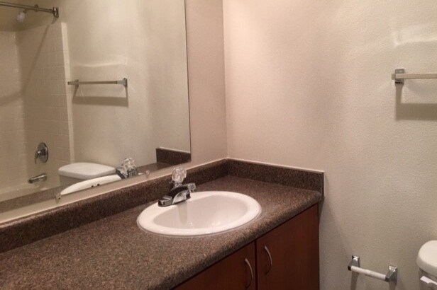 Center Pointe Apartments