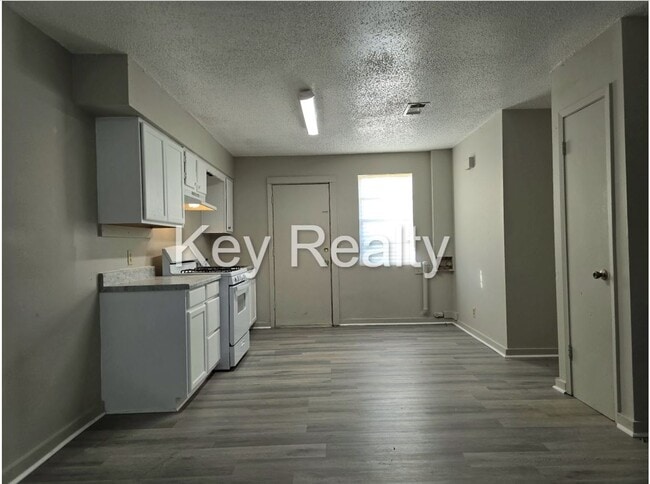 Photo - 413 - A Hickory - Wardville