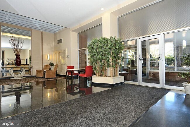 Photo - 2500 Q St NW Unit 529