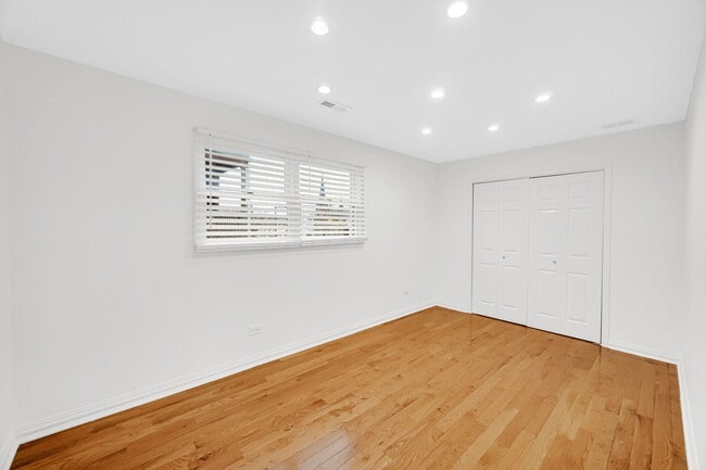 Photo - 2218 W Augusta Blvd Unit 1