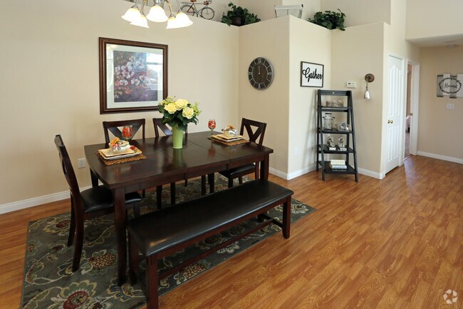 Victorian Apartments For Rent In Victorville Ca Forrent Unit B Dining Room Victorian Apartments