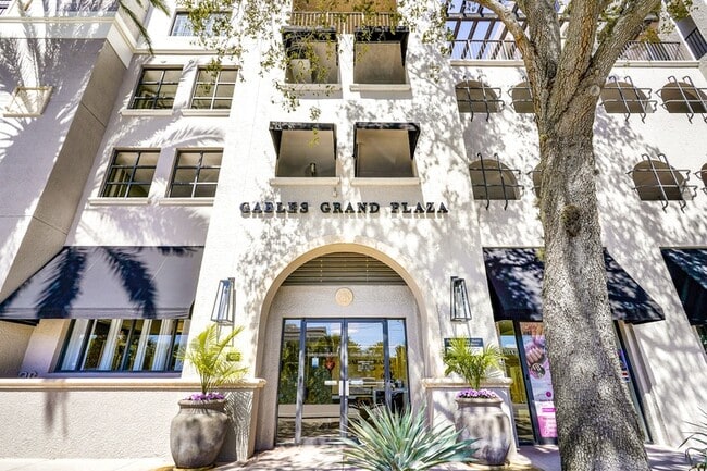 Gables Grand Plaza Apartments