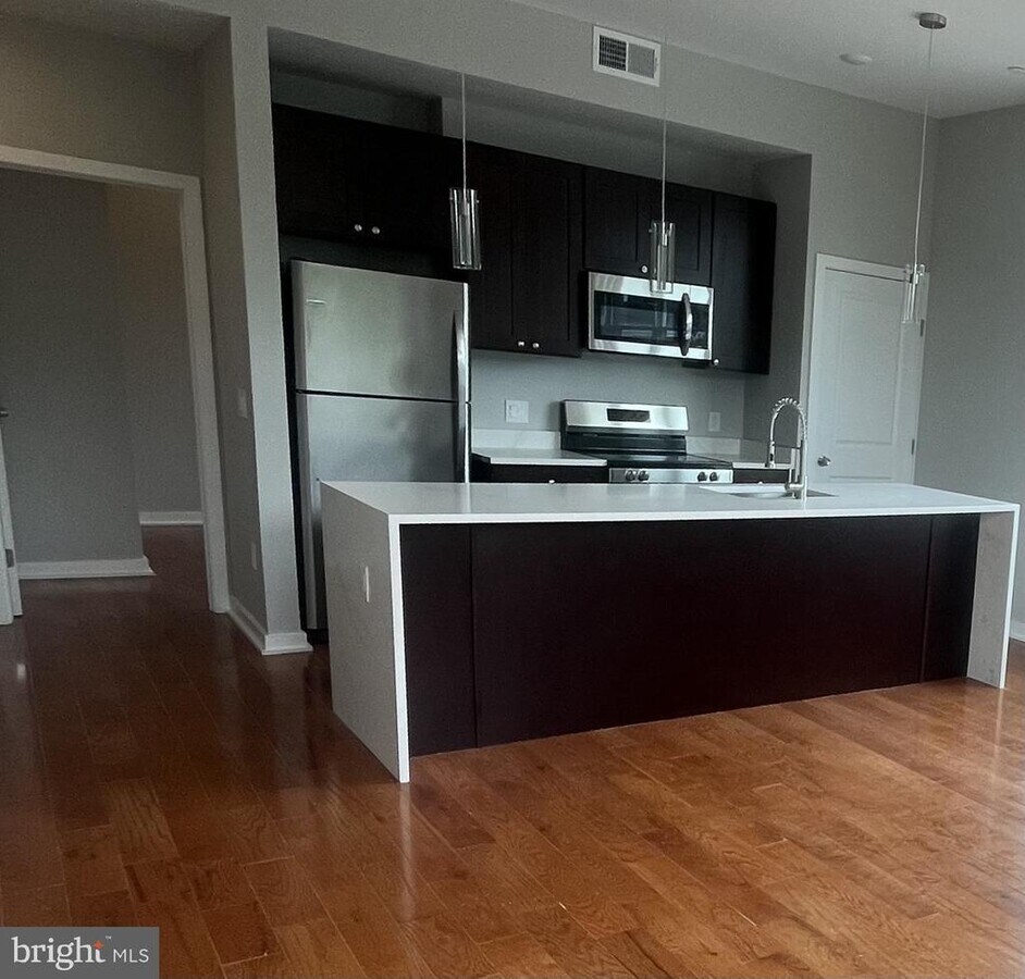 Photo - 203 Haverford Ave Unit 301