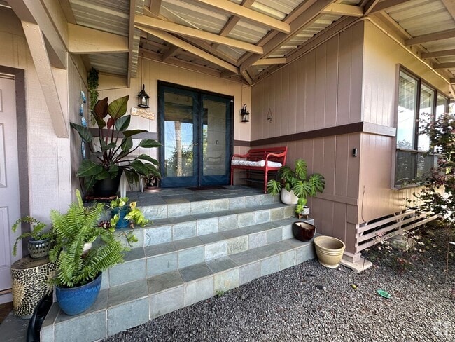 Building Photo - 2BR/2BA House fully furnished with view