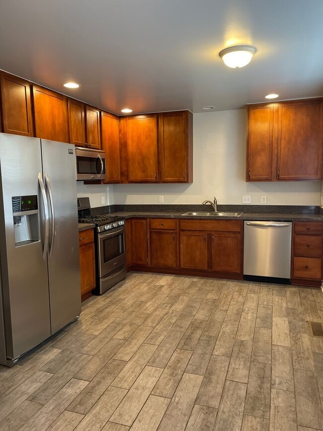 Photo - Introducing a stunning three-bedroom, two and a half bathroom home for rent in Columbus, OH!