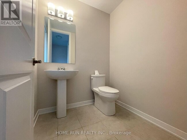 Photo - 1886 Haiku St