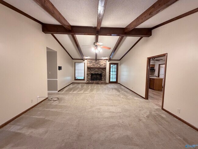 2285 Old Gurley Pike