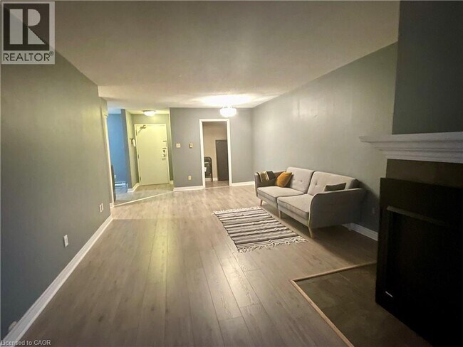 Photo - 15 Jacksway Crescent Unité 318