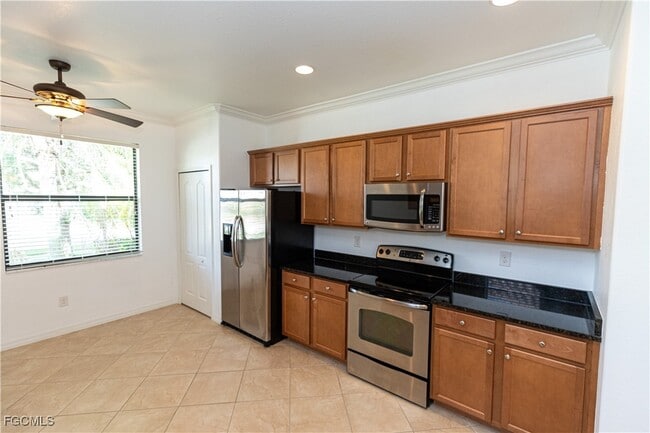 Building Photo - 2769 Via Piazza Loop Rental