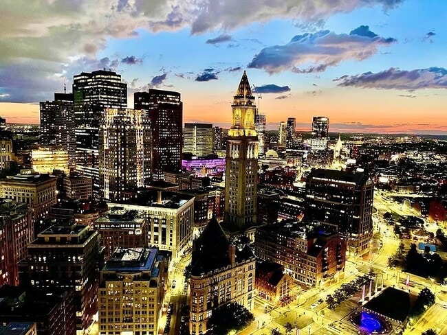 Photo - 85 E India Row Unit ABC