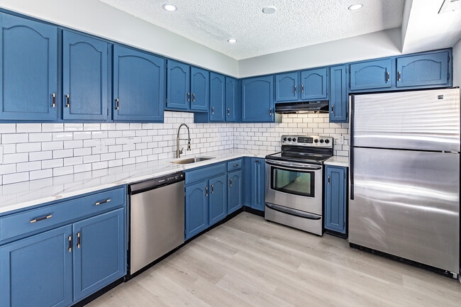 29 Chiswick Dr