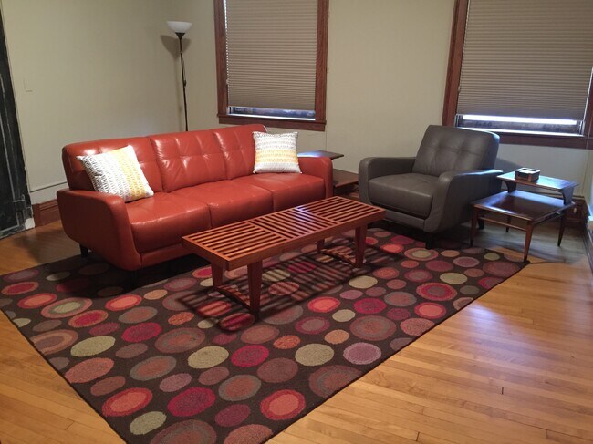 Photo - 41 E University Ave