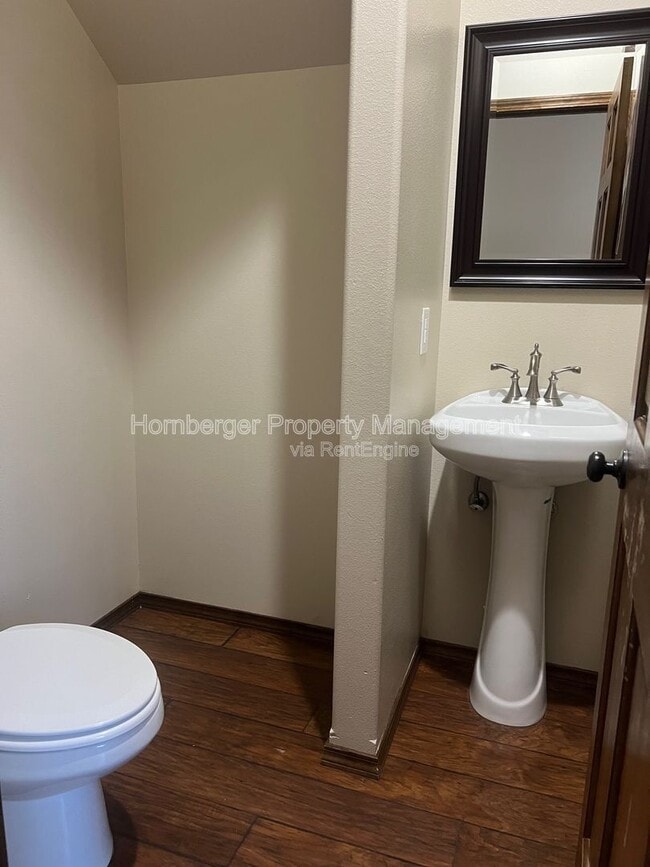 Photo - 803 W Knox Ave