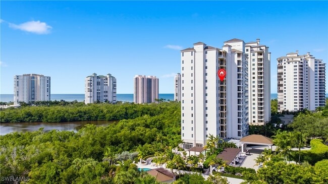 Building Photo - 8990 Bay Colony Dr Unit 901