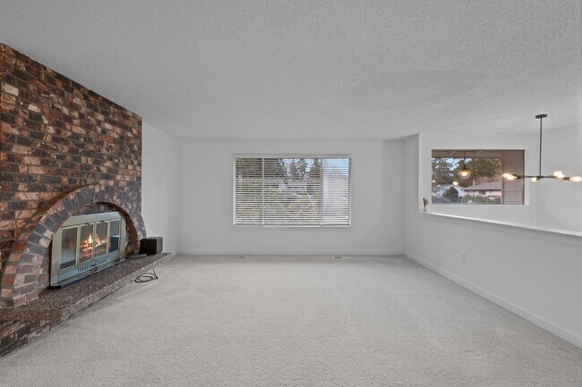 Photo - 3bd/1.75ba Mountlake Terrace Home