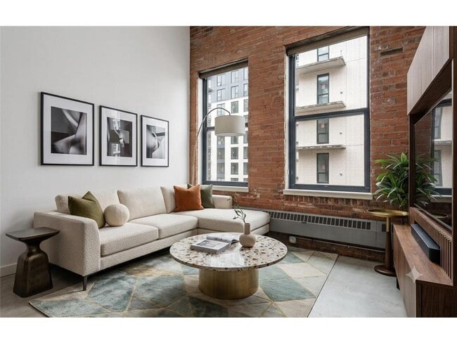 Building Photo - 250 Park Ave Unit 712
