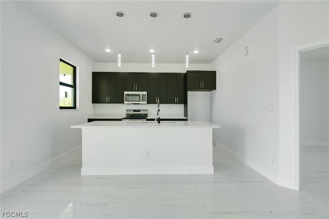 Photo - 4725-4727-4727 27th St SW