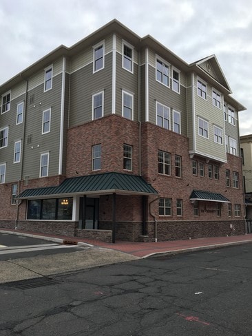 Six North - Six North Apartments