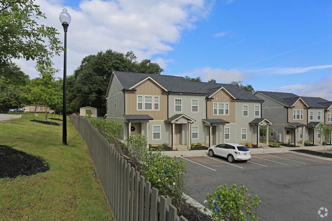 Joiner Crossing Apartments