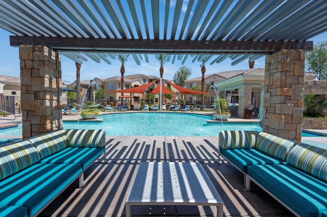 Photo - Volta on Broadway