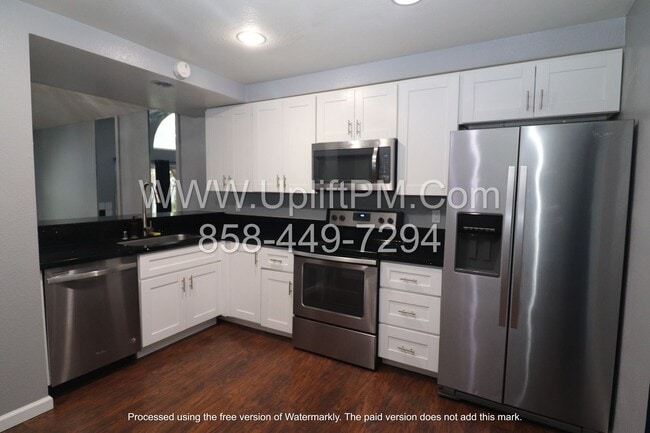 Photo - Large 3 Bedroom, 2 Bathroom Condo in Escondido Unidad 84