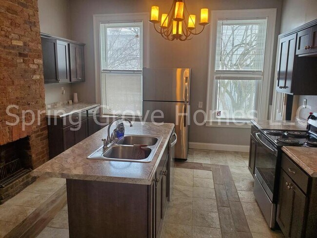 Photo - 710 Derby Ave