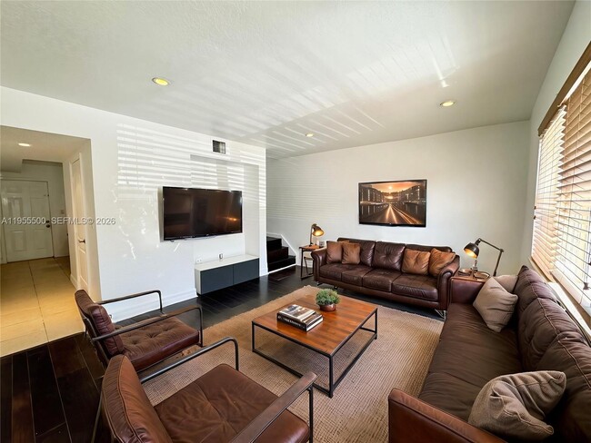 Photo - 7801 Hispanola Ave Unit 3