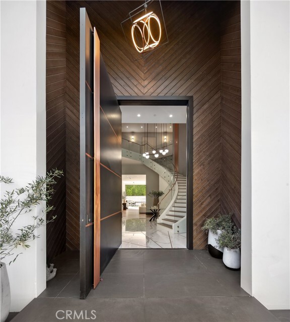 Photo - 5535 Shirley Ave