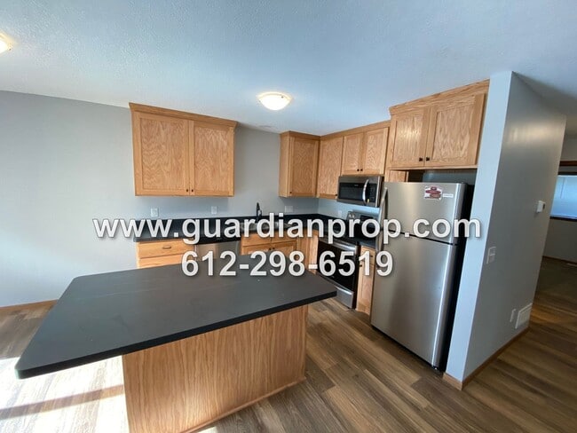 Photo - 2190-2194 Coon Rapids Blvd Unit 2190